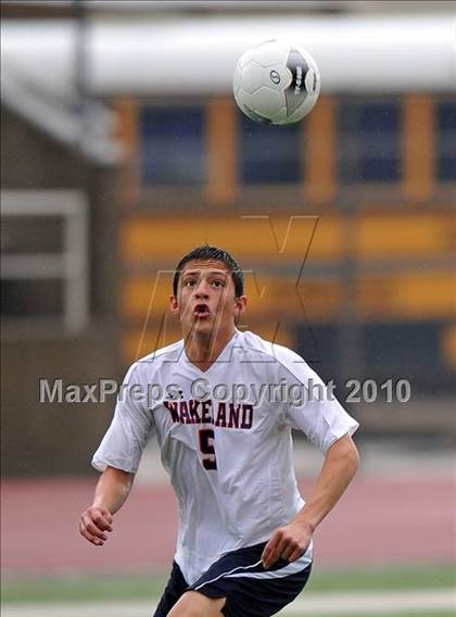 Thumbnail 2 in Wakeland vs Pearce (Class 4A, Region II semifinal) photogallery.