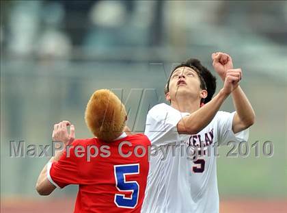 Thumbnail 1 in Wakeland vs Pearce (Class 4A, Region II semifinal) photogallery.