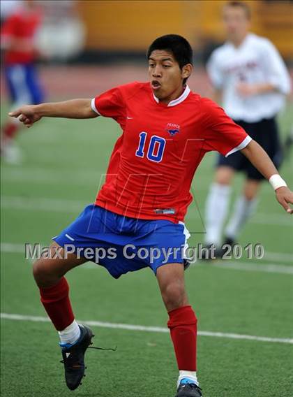 Thumbnail 3 in Wakeland vs Pearce (Class 4A, Region II semifinal) photogallery.