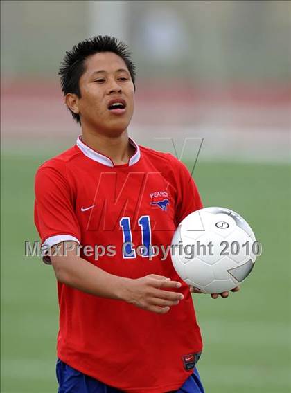 Thumbnail 1 in Wakeland vs Pearce (Class 4A, Region II semifinal) photogallery.
