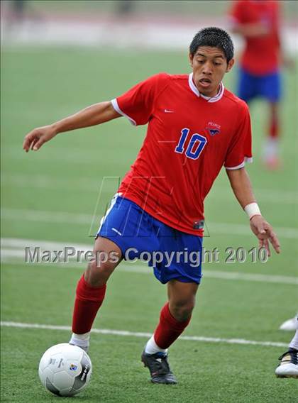 Thumbnail 2 in Wakeland vs Pearce (Class 4A, Region II semifinal) photogallery.