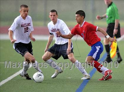 Thumbnail 2 in Wakeland vs Pearce (Class 4A, Region II semifinal) photogallery.