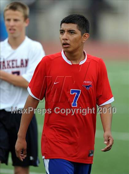 Thumbnail 2 in Wakeland vs Pearce (Class 4A, Region II semifinal) photogallery.