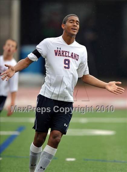 Thumbnail 2 in Wakeland vs Pearce (Class 4A, Region II semifinal) photogallery.