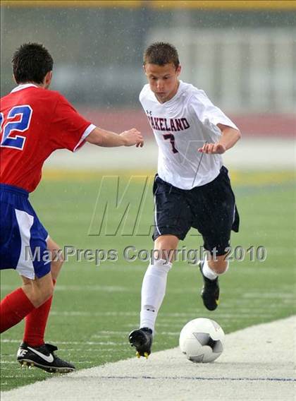 Thumbnail 2 in Wakeland vs Pearce (Class 4A, Region II semifinal) photogallery.
