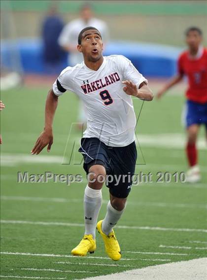 Thumbnail 2 in Wakeland vs Pearce (Class 4A, Region II semifinal) photogallery.