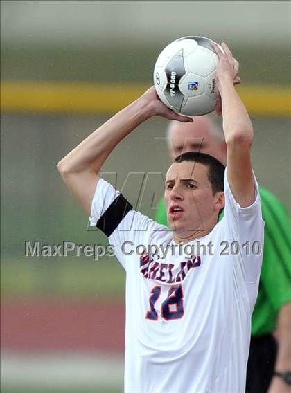 Thumbnail 2 in Wakeland vs Pearce (Class 4A, Region II semifinal) photogallery.