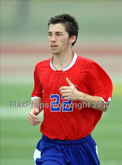 Thumbnail 2 in Wakeland vs Pearce (Class 4A, Region II semifinal) photogallery.