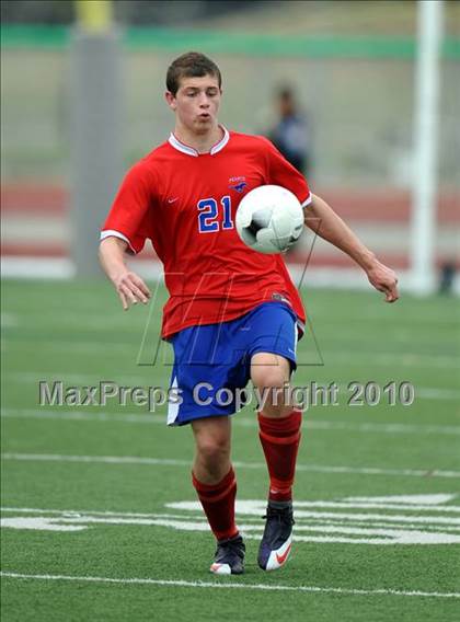 Thumbnail 3 in Wakeland vs Pearce (Class 4A, Region II semifinal) photogallery.