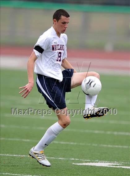 Thumbnail 2 in Wakeland vs Pearce (Class 4A, Region II semifinal) photogallery.