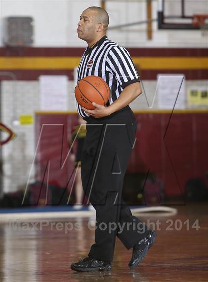 Thumbnail 2 in North Rockland vs Mt. Vernon (Class AA 1st Round) photogallery.