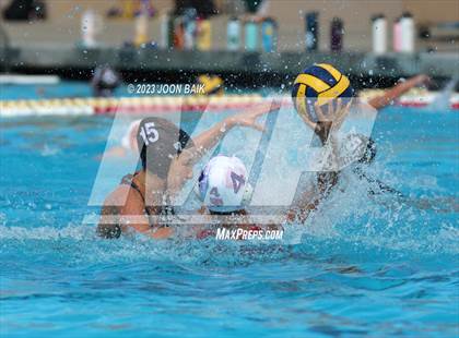 Thumbnail 1 in St. Ignatius College Preparatory vs Clovis West (Saint Francis Invitational) photogallery.