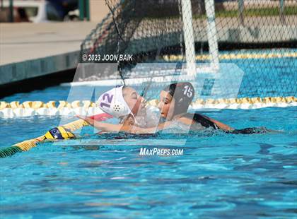 Thumbnail 2 in St. Ignatius College Preparatory vs Clovis West (Saint Francis Invitational) photogallery.