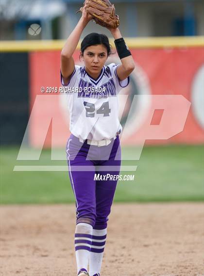 Thumbnail 3 in Washington Union vs. Woodlake (Easter Classic) photogallery.