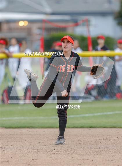 Thumbnail 3 in Washington Union vs. Woodlake (Easter Classic) photogallery.