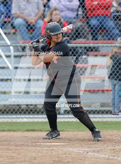 Thumbnail 1 in Washington Union vs. Woodlake (Easter Classic) photogallery.