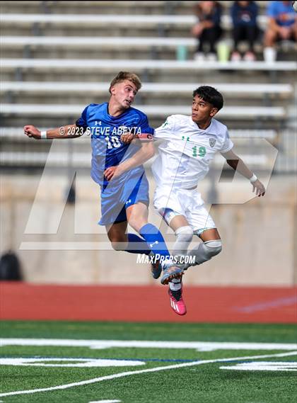 Thumbnail 1 in Fossil Ridge @ Grandview photogallery.