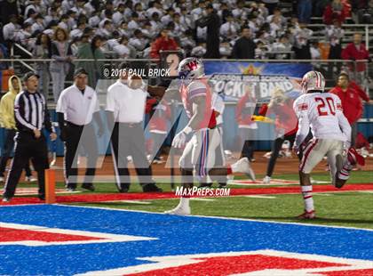 Thumbnail 1 in Westlake vs. Judson (UIL 6A D1 Area Round Playoff)  photogallery.