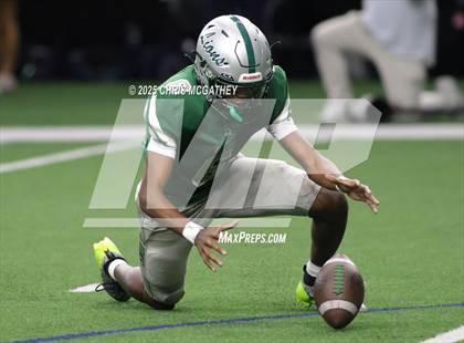 Thumbnail 3 in Highland Park vs Reedy (UIL 5A D1 Football Area) photogallery.