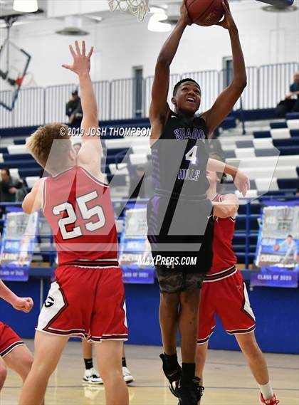 Thumbnail 3 in Glendora vs. Shadow Hills photogallery.