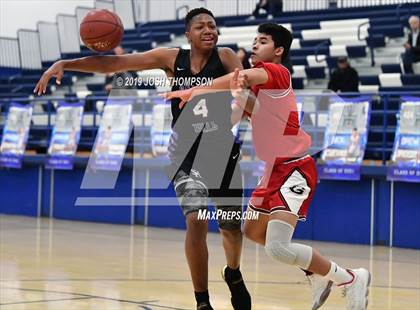Thumbnail 2 in Glendora vs. Shadow Hills photogallery.