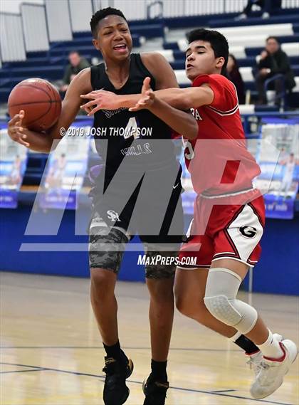 Thumbnail 1 in Glendora vs. Shadow Hills photogallery.