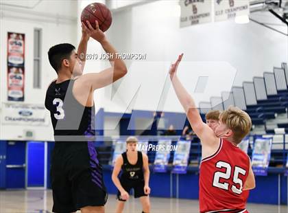 Thumbnail 3 in Glendora vs. Shadow Hills photogallery.