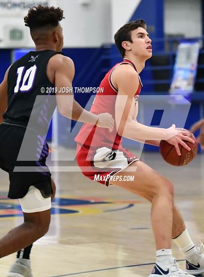 Thumbnail 1 in Glendora vs. Shadow Hills photogallery.