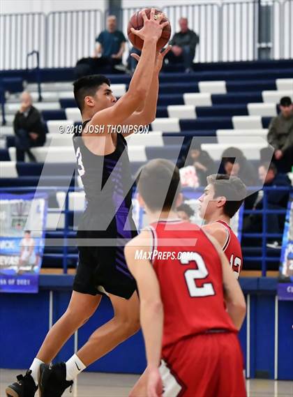 Thumbnail 2 in Glendora vs. Shadow Hills photogallery.