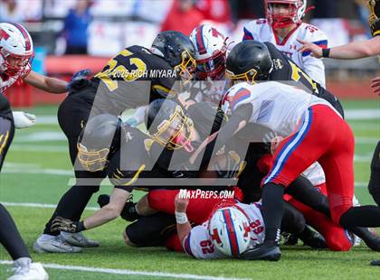 Thumbnail 2 in Trinity vs. Souhegan (NHIAA D2 Championship) photogallery.