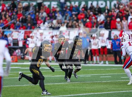 Thumbnail 2 in Trinity vs. Souhegan (NHIAA D2 Championship) photogallery.