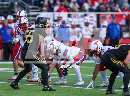 Thumbnail 2 in Trinity vs. Souhegan (NHIAA D2 Championship) photogallery.