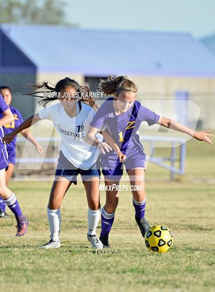 Thumbnail 3 in Spring Valley vs Durango photogallery.