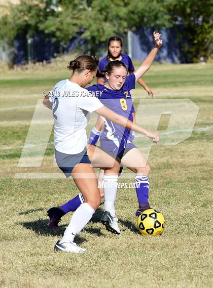 Thumbnail 3 in Spring Valley vs Durango photogallery.