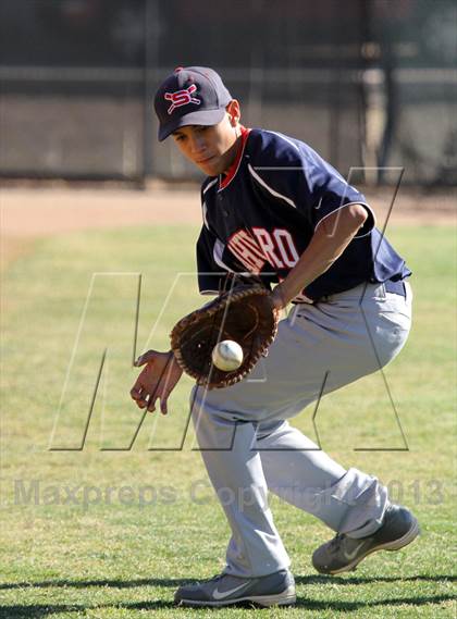 Thumbnail 3 in Sahuaro @ Canyon del Oro photogallery.