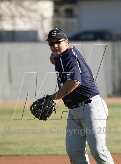 Thumbnail 3 in Sahuaro @ Canyon del Oro photogallery.