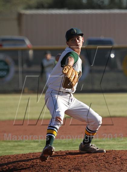 Thumbnail 2 in Sahuaro @ Canyon del Oro photogallery.