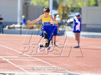 Thumbnail 3 in Santa Clara vs Saratoga (Duel Track Meet) photogallery.