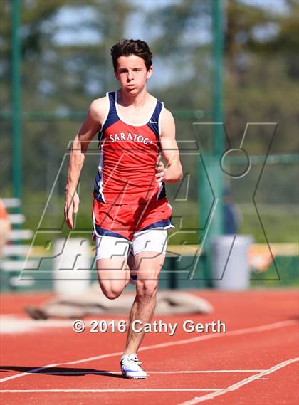 Thumbnail 3 in Santa Clara vs Saratoga (Duel Track Meet) photogallery.