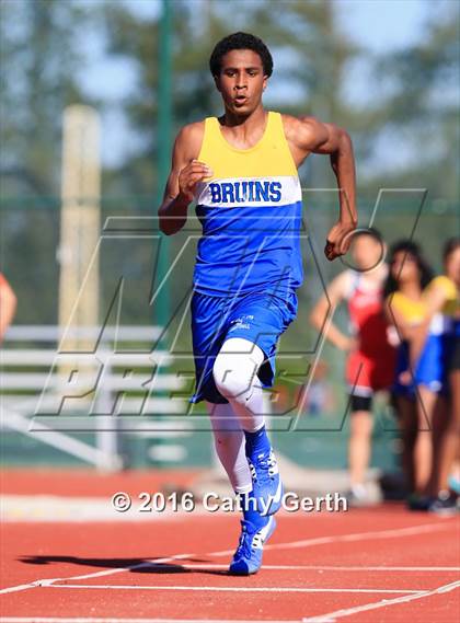 Thumbnail 1 in Santa Clara vs Saratoga (Duel Track Meet) photogallery.