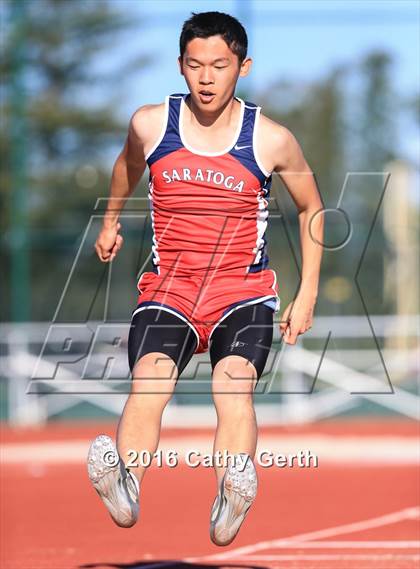 Thumbnail 1 in Santa Clara vs Saratoga (Duel Track Meet) photogallery.