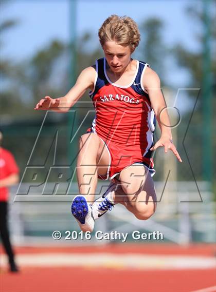 Thumbnail 1 in Santa Clara vs Saratoga (Duel Track Meet) photogallery.