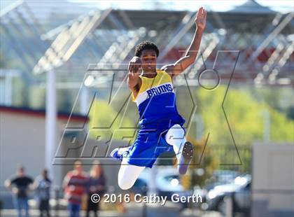 Thumbnail 2 in Santa Clara vs Saratoga (Duel Track Meet) photogallery.