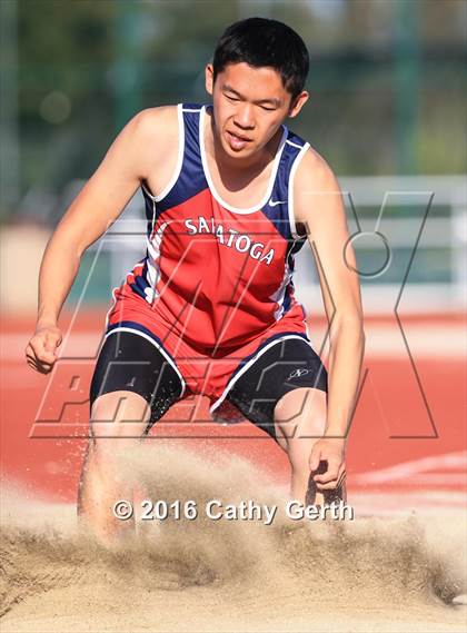 Thumbnail 2 in Santa Clara vs Saratoga (Duel Track Meet) photogallery.