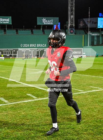 Thumbnail 3 in Swampscott vs Marblehead (High School Football at Fenway Park) photogallery.