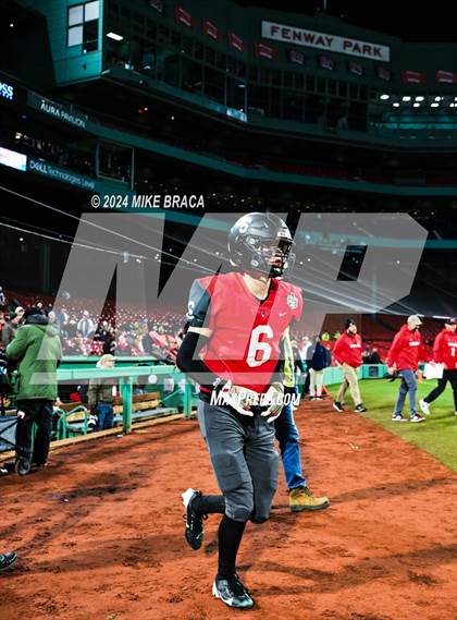 Thumbnail 1 in Swampscott vs Marblehead (High School Football at Fenway Park) photogallery.