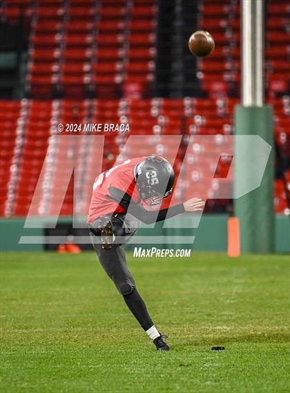 Thumbnail 1 in Swampscott vs Marblehead (High School Football at Fenway Park) photogallery.