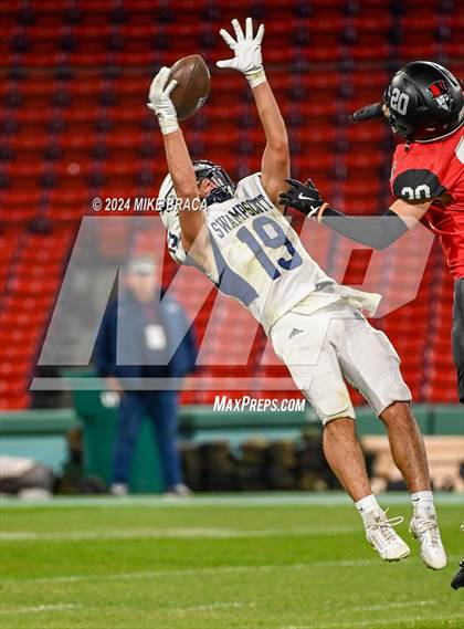 Thumbnail 3 in Swampscott vs Marblehead (High School Football at Fenway Park) photogallery.