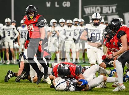Thumbnail 2 in Swampscott vs Marblehead (High School Football at Fenway Park) photogallery.