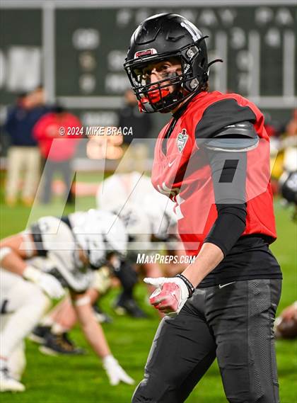 Thumbnail 3 in Swampscott vs Marblehead (High School Football at Fenway Park) photogallery.